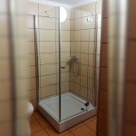 Radaway Torrenta exkluzív nyílóajtós zuhanykabin Kolpa Trin zuhanytálcán